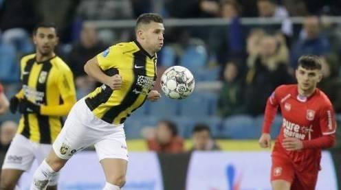 场上微妙的 场上微妙的