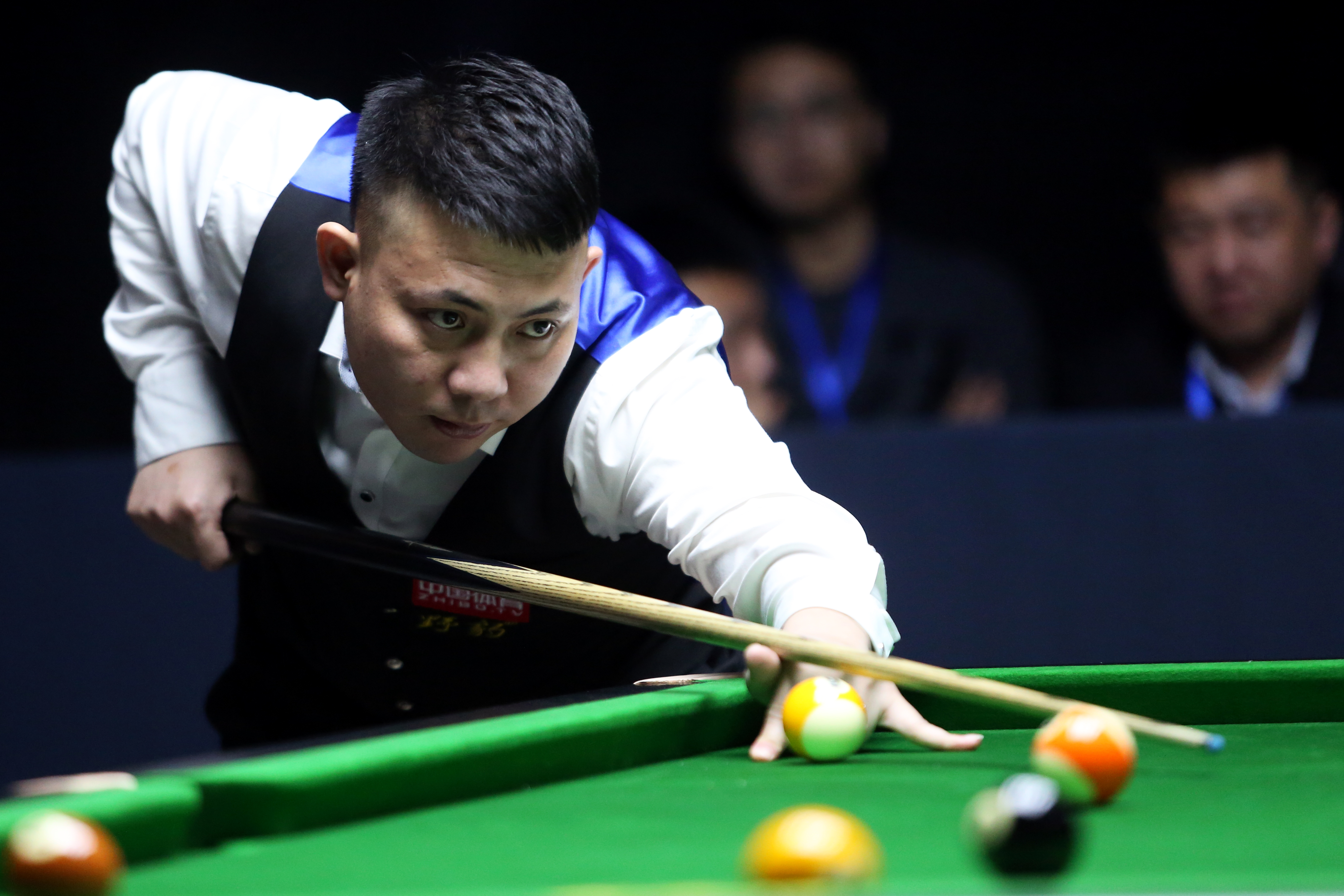 场赛事的进 场赛事的进